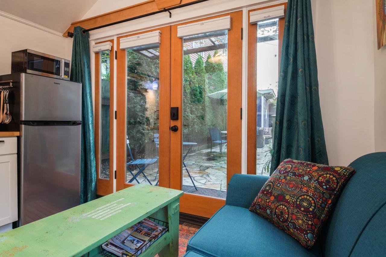 Holiday home Secluded 2 Bdm Patio Right By The Action